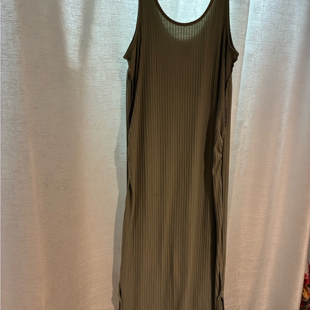H&M Khaki Green Ribbed Maternity Maxi Dress